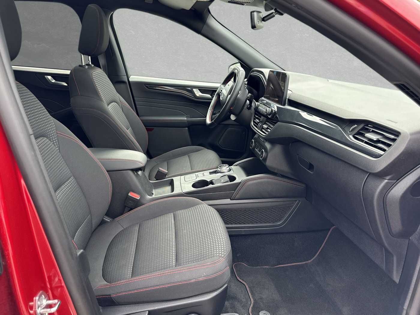 Ford Kuga 2.5 PHEV ST-LINE imagem 3