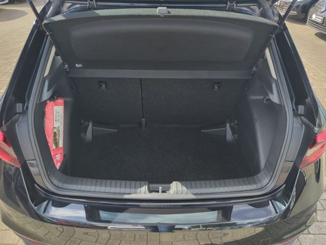 Fahrzeugabbildung SKODA Fabia 1.0 MPI Ambition CLIMATRONIC SITZHZG SMART