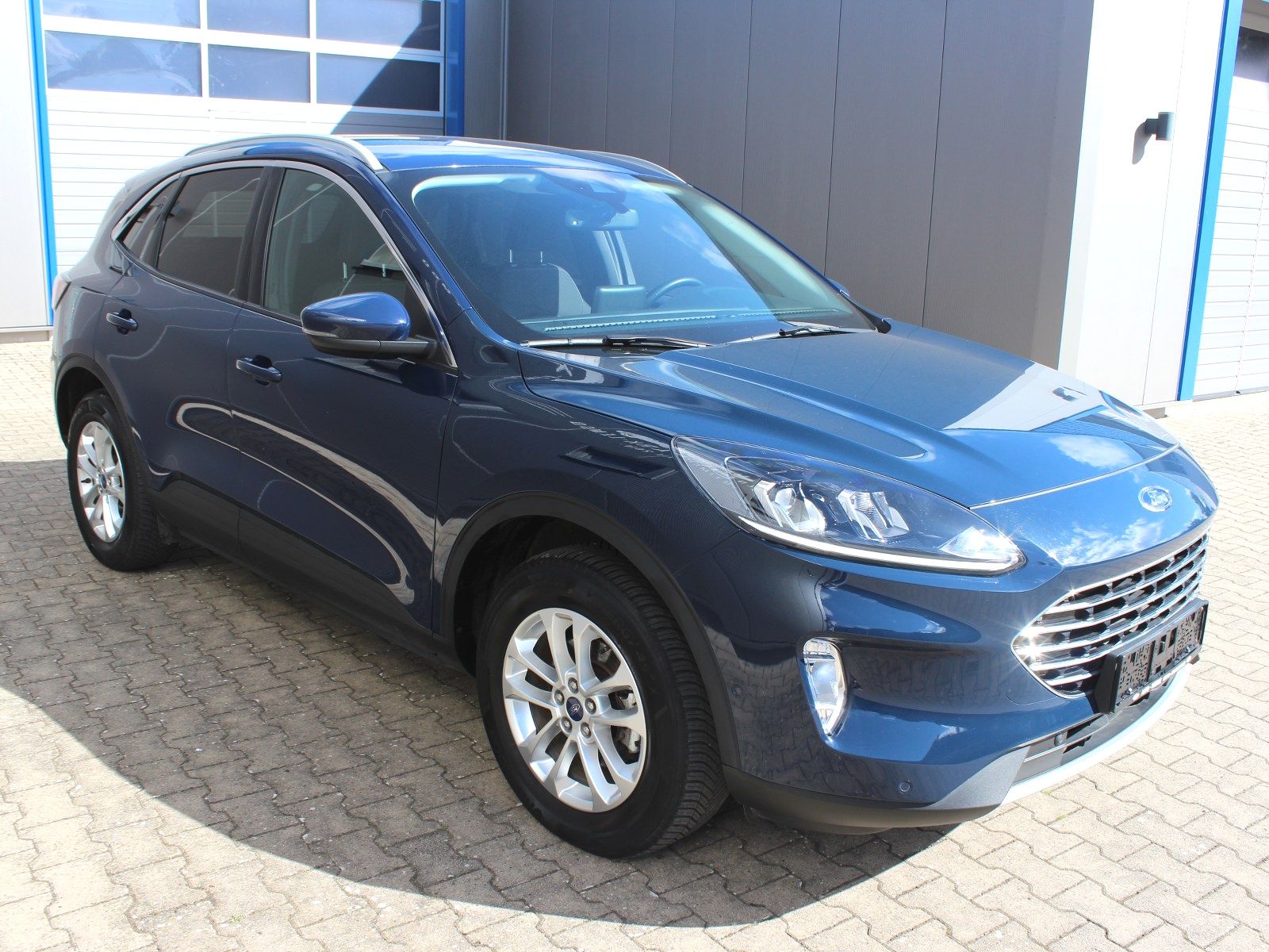 Fahrzeugabbildung Ford Kuga Plug-In Hybrid Titanium 2,5 Duratec