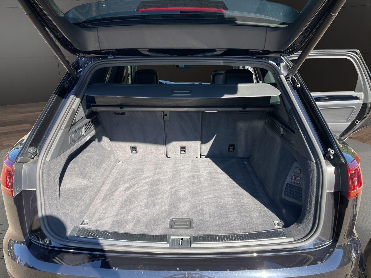 Touareg R-Line 4Motion 3.0 TDI AHK 360° IQ.LIGHT