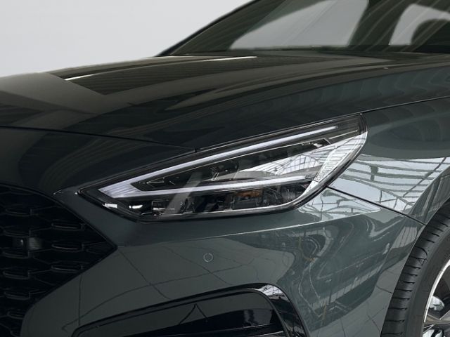 Fahrzeugabbildung Hyundai i30cw Advantage MY25 Plus-Paket NAVI+PDC vorne u