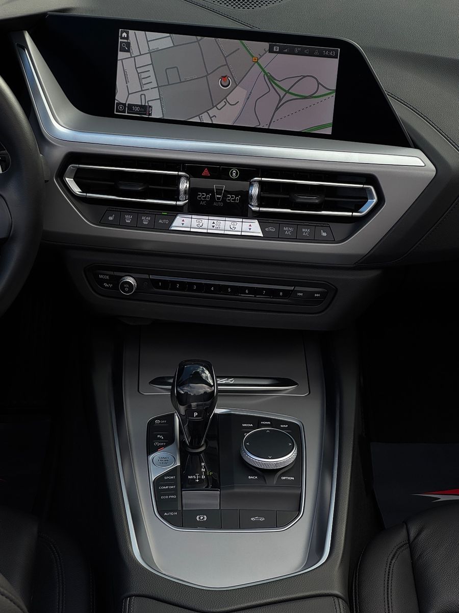 Fahrzeugabbildung BMW Z4 sDrive30i Steptr. Advantage Kamera Leder DAB