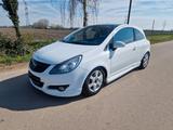 Opel Corsa 1.4 Twinport ECOTEC Sport Sport - Opel Corsa aus 2010: Sport