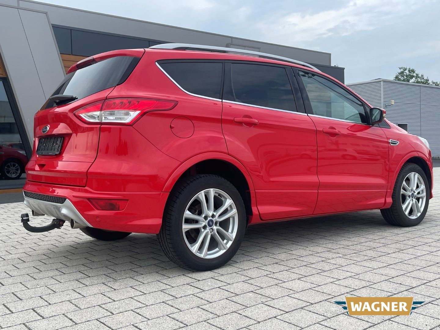 Fahrzeugabbildung Ford Kuga Individual Klimaautomatik Automatik