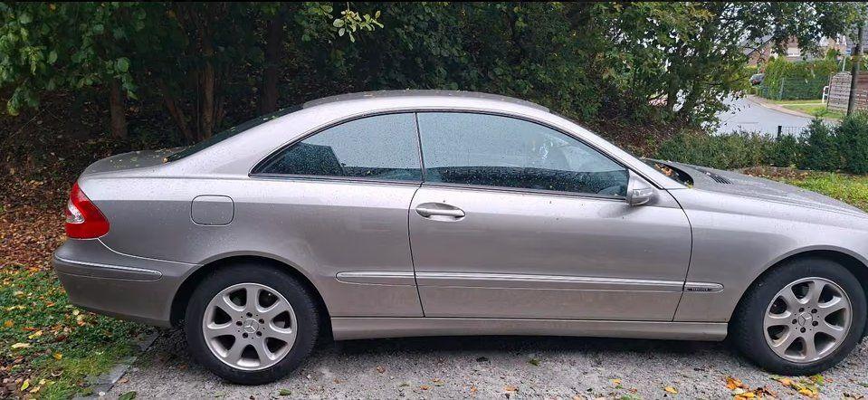 Mercedes-Benz CLK 240