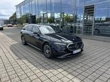 Mercedes-Benz E 220d T AMG+FAHRASSIST+HUD+DIGITALLIGHT+360°KAM - gebrauchte Mercedes-Benz E 220 aus dem Jahr 2025
