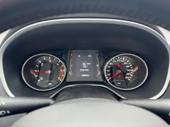 Fahrzeugabbildung Jeep Compass 2.0 MultiJet 103kW Longitude 4x4