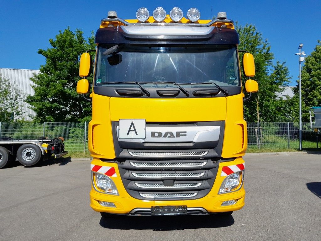 Fahrzeugabbildung DAF FT XF 530 SC PXP, 4x4, Kipphydraulik