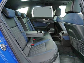 2026 AUDI RS6 — миниатюра 16