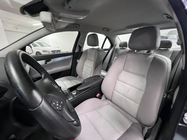 Mercedes-Benz C 200 CDI / 1. HAND/  GARANTIE/ NUR 105.000KM /