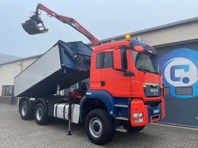 MAN TGS 26.440 6x6 BB - 2-zijdige kipper met HMF 163