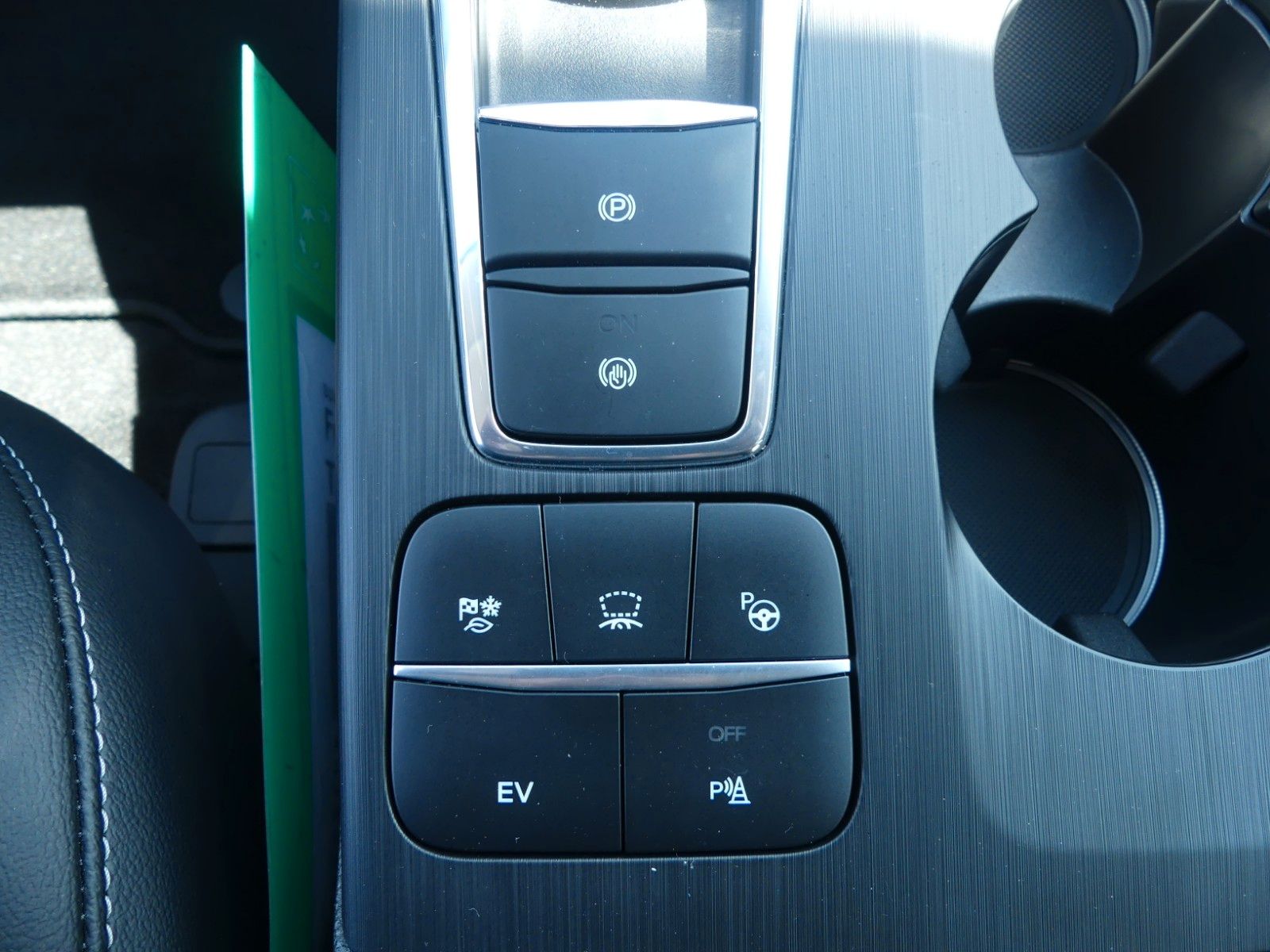 Fahrzeugabbildung Ford Kuga Plug-In Hybrid Titanium X*5 Jahre FGS*