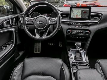 Kia Ceed Sportswagon Platinum Edition Stauassistent