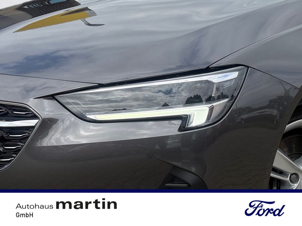 Fahrzeugabbildung Opel Insignia B Sports Tourer 2.0 Elegance MATRIX-LED
