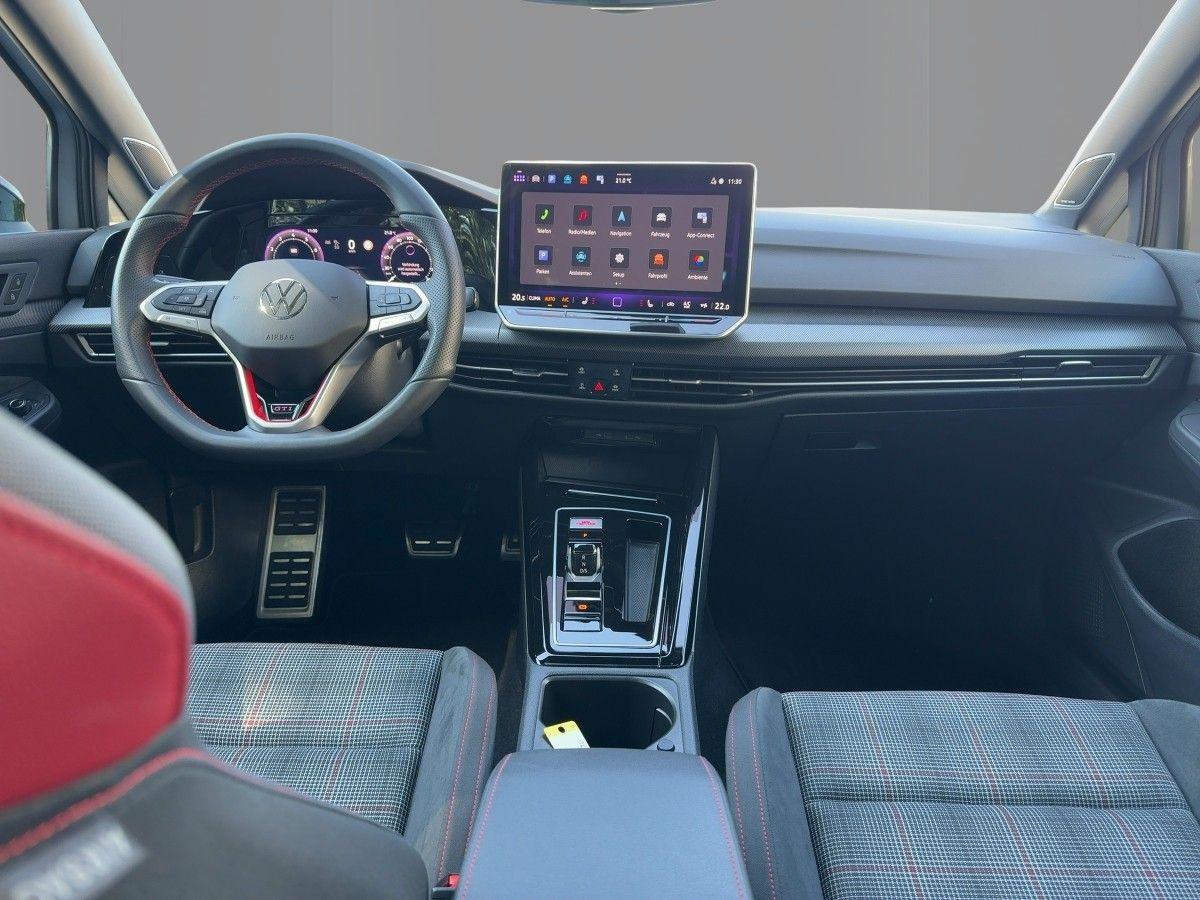 Volkswagen Golf VIII 2.0 GTI DSG Panoramadach AHK AppConnec