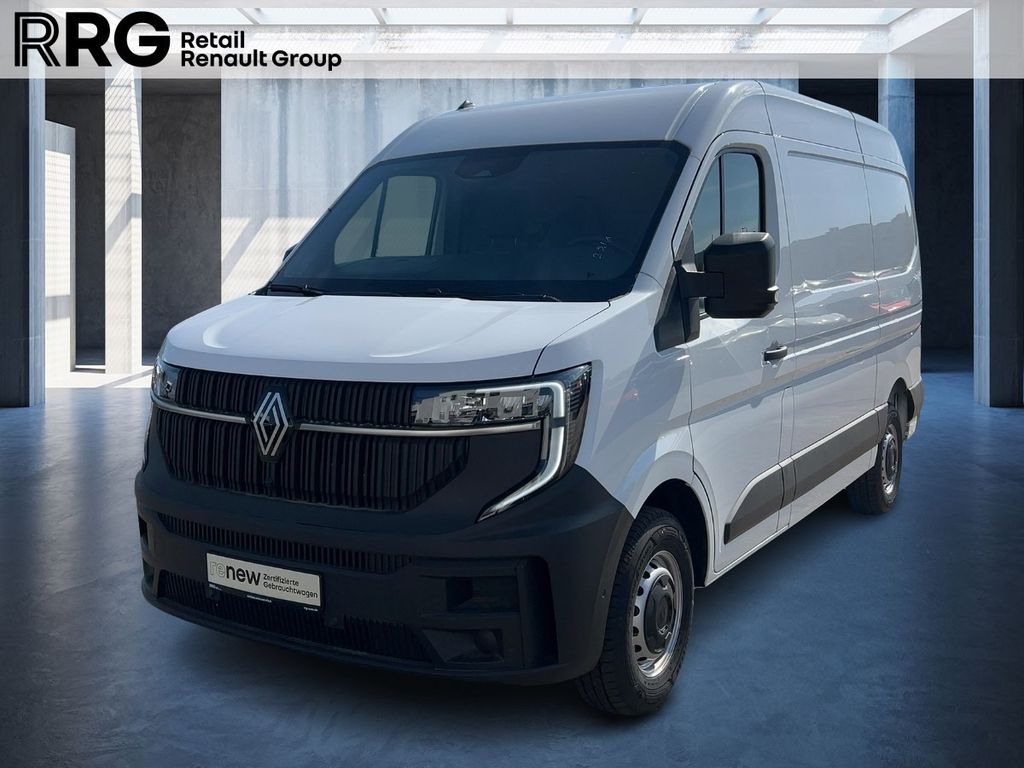 2025 Renault Master