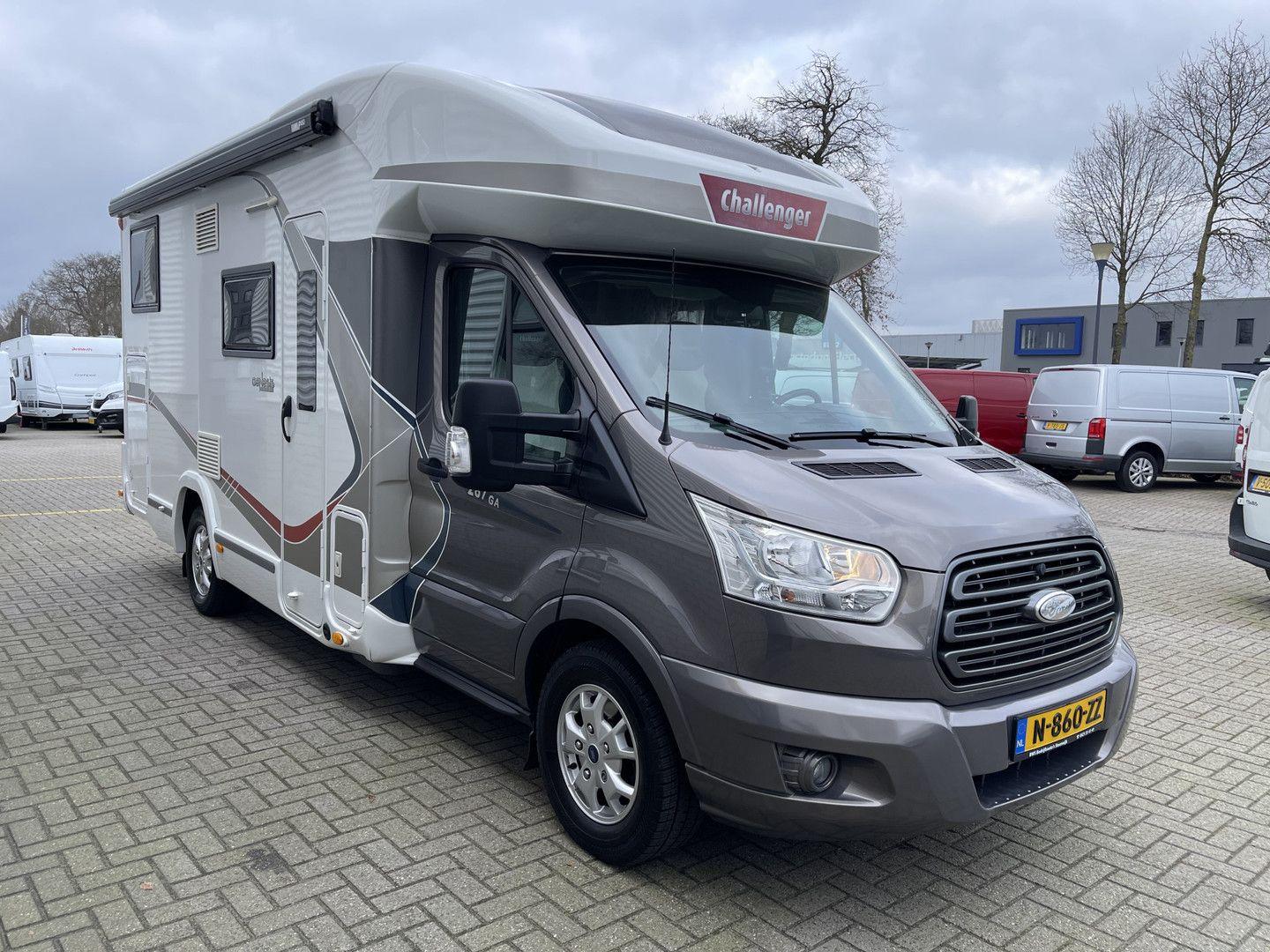 Challenger 287 GA Ford Transit 2.0 TDCI 170pk / Genesis Spe