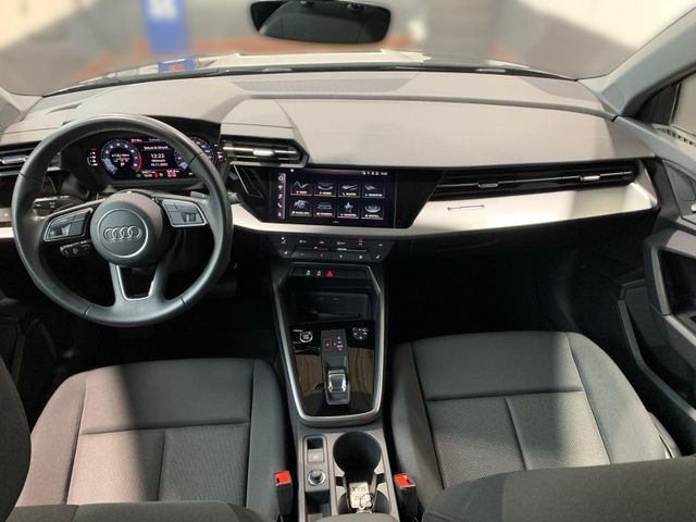 A3 Sportback 30 TFSI ADVANCED RADIO+PDC+ALU 17"+