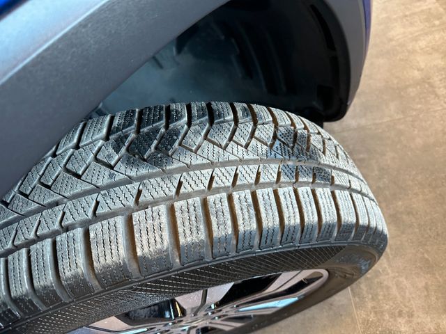 Mercedes-Benz GLB 200 *NAVI*ACC*LED*SPURASSIST*AHK*