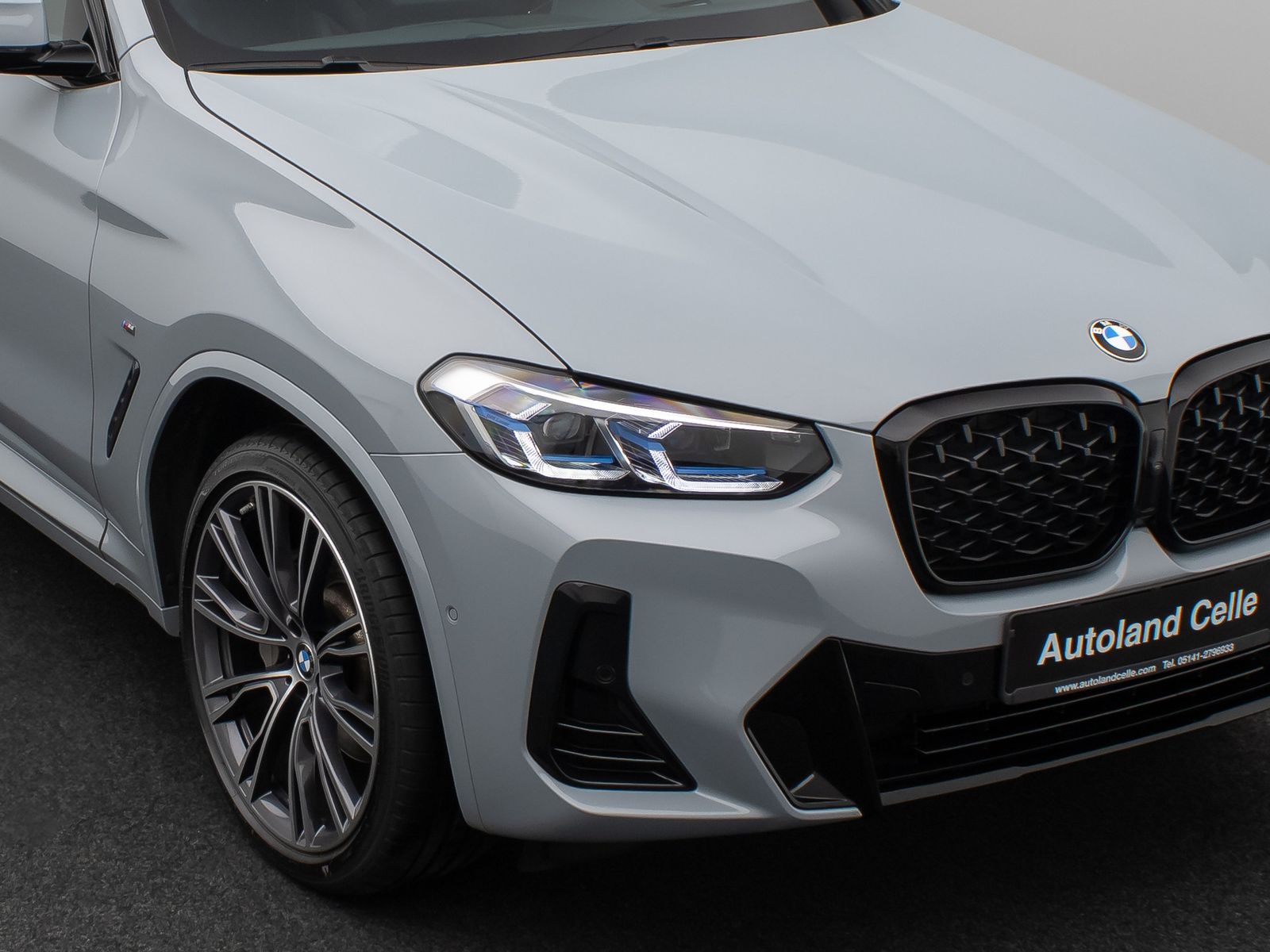 Fahrzeugabbildung BMW X4 xD30d M Sport Laser Panorama 360°HUD DAB HiFi