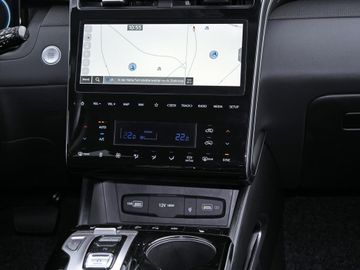 Hyundai TUCSON - 12