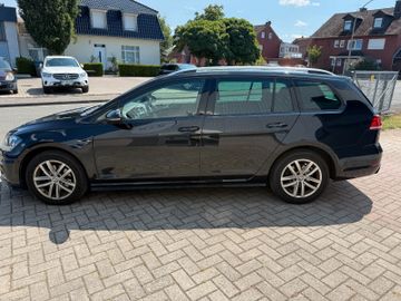 Volkswagen Golf - 12