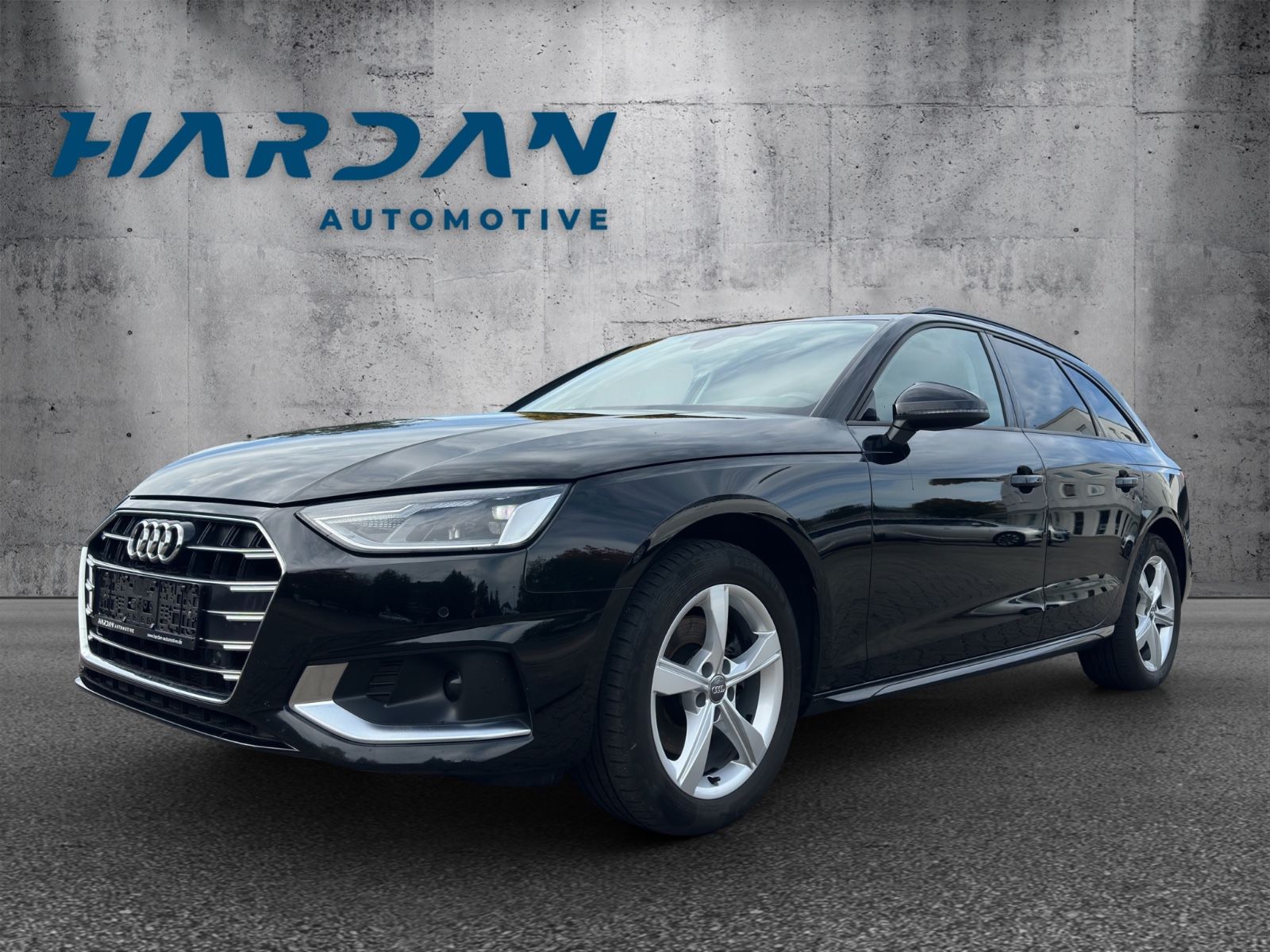 Audi A4 - 1