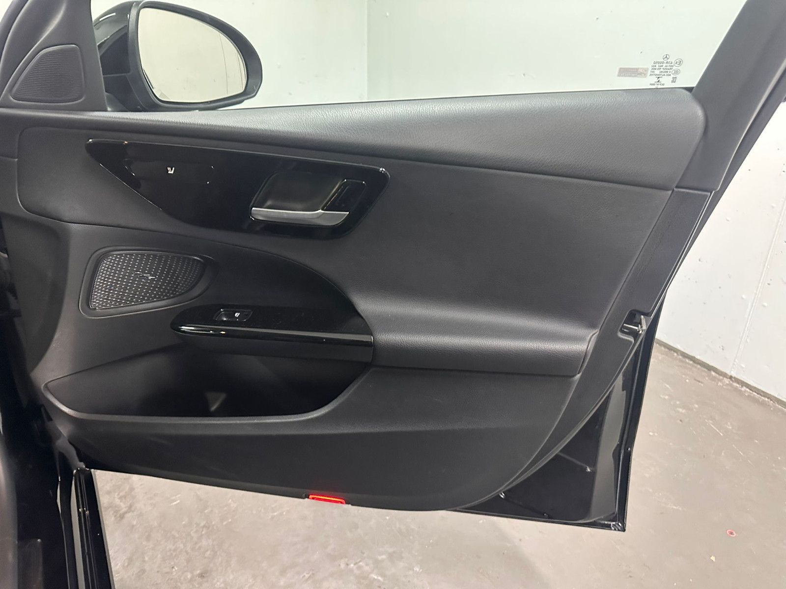 Fahrzeugabbildung Mercedes-Benz C 220 d T Autom.*AVANTGARDE*AHK*CARPLAY*