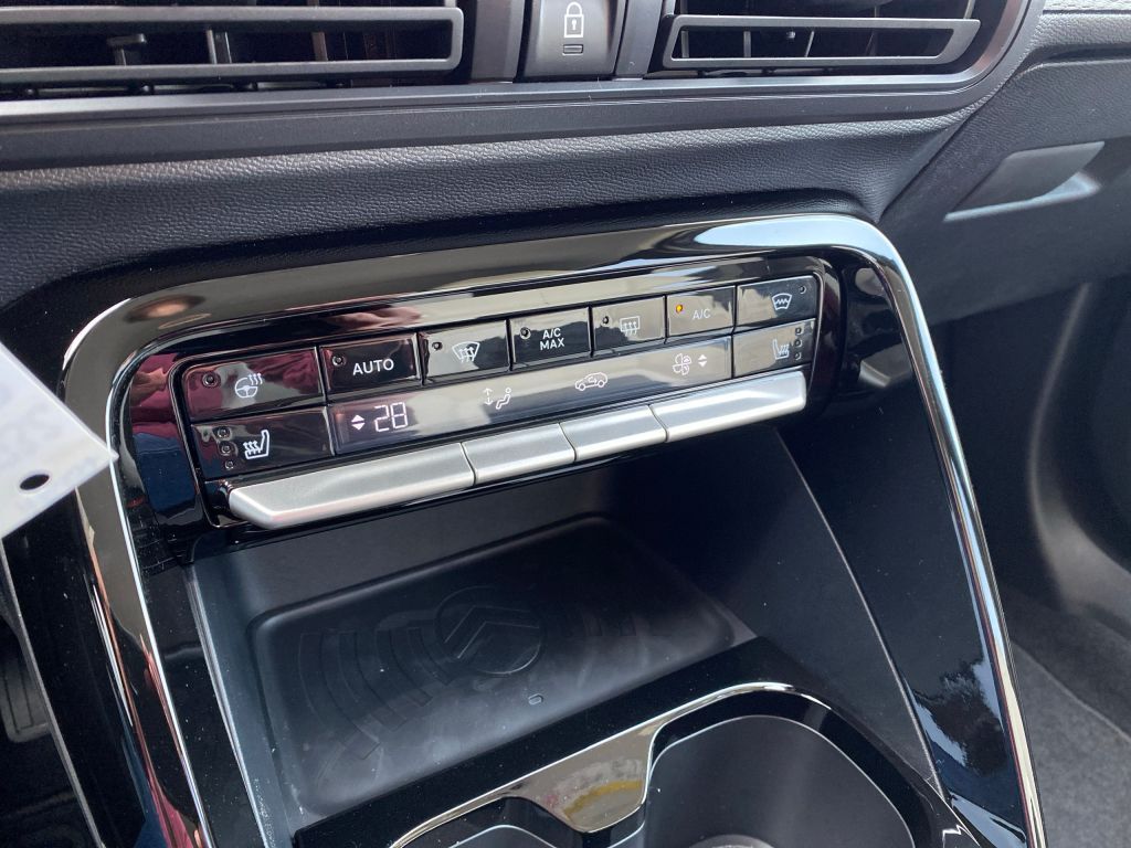 Fahrzeugabbildung Citroën C3 Aircross *Automatik* 145 MAX *Ganzjahresreife