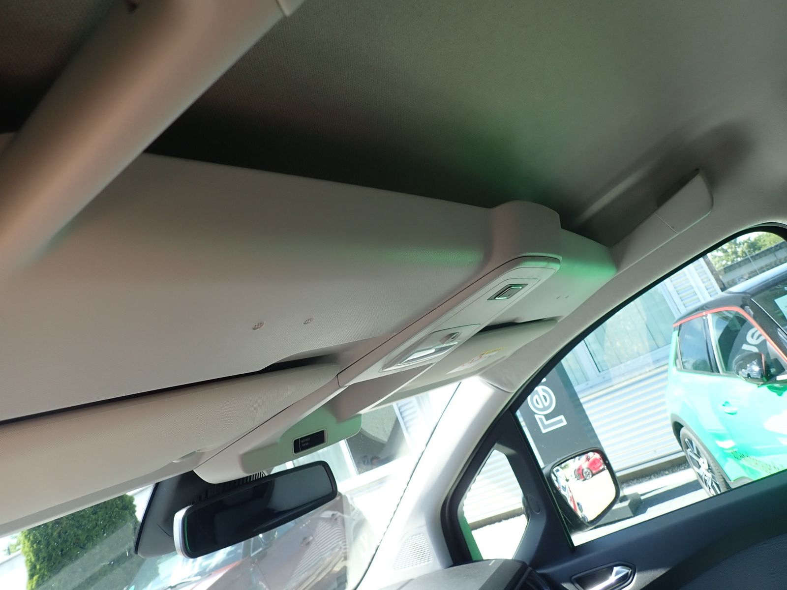 Fahrzeugabbildung Renault Kangoo PKW Techno TCe 130 EDC (L1)