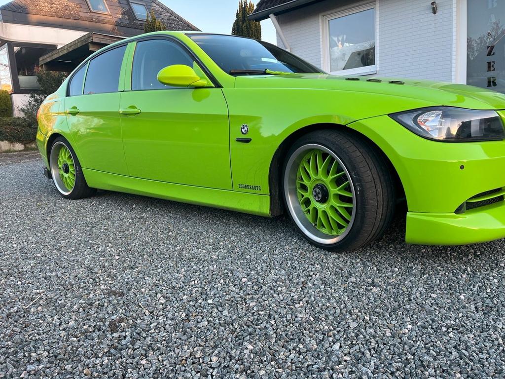 BMW 325