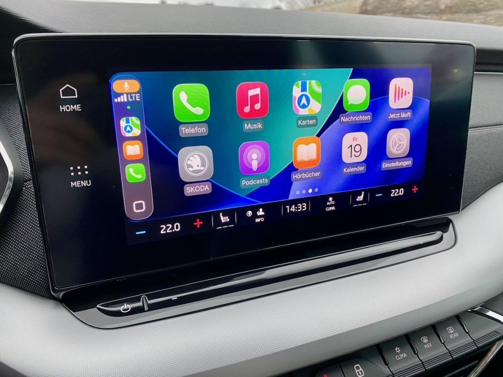 Fahrzeugabbildung SKODA Octavia Combi 2.0 TDI Style AAC NAVI LED HEAD UP