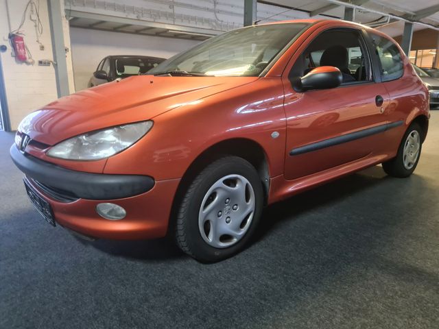 Peugeot 206  KLIMA TÜVASU 10/2026