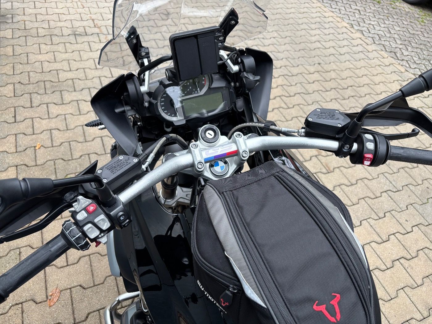 Fahrzeugabbildung BMW R 1200 GS 3 Pakete, Seitenkoffer