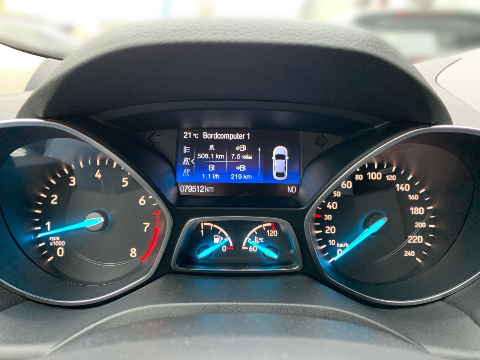 Fahrzeugabbildung Ford Kuga 1.5 EcoBoost Titanium 4x2 Start/Stopp 1Hd