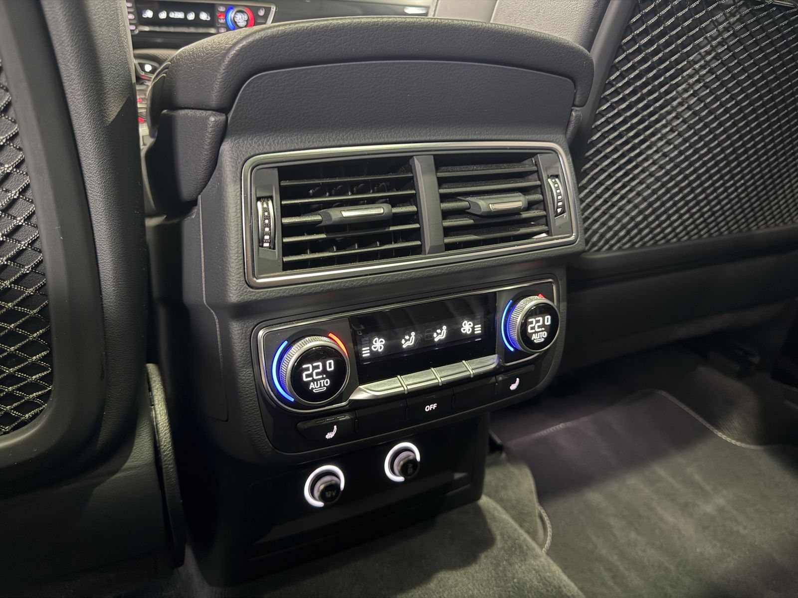 Audi Q7 50 TDI quattro S-Line PANO ACC KAMERA BOSE 22 foto 25