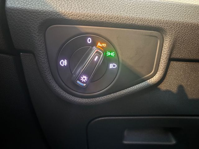 Touran Move 2.0 TDI DSG *7-Sitze*ACC*AHK*APP**