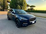 Jaguar E-Pace 2.0 I4 200 CV R-Dynamic OTTIME CON - Jaguar E-PACE R-DYNAMIC mit Hybrid-Antrieb (Benzin/Elektro)