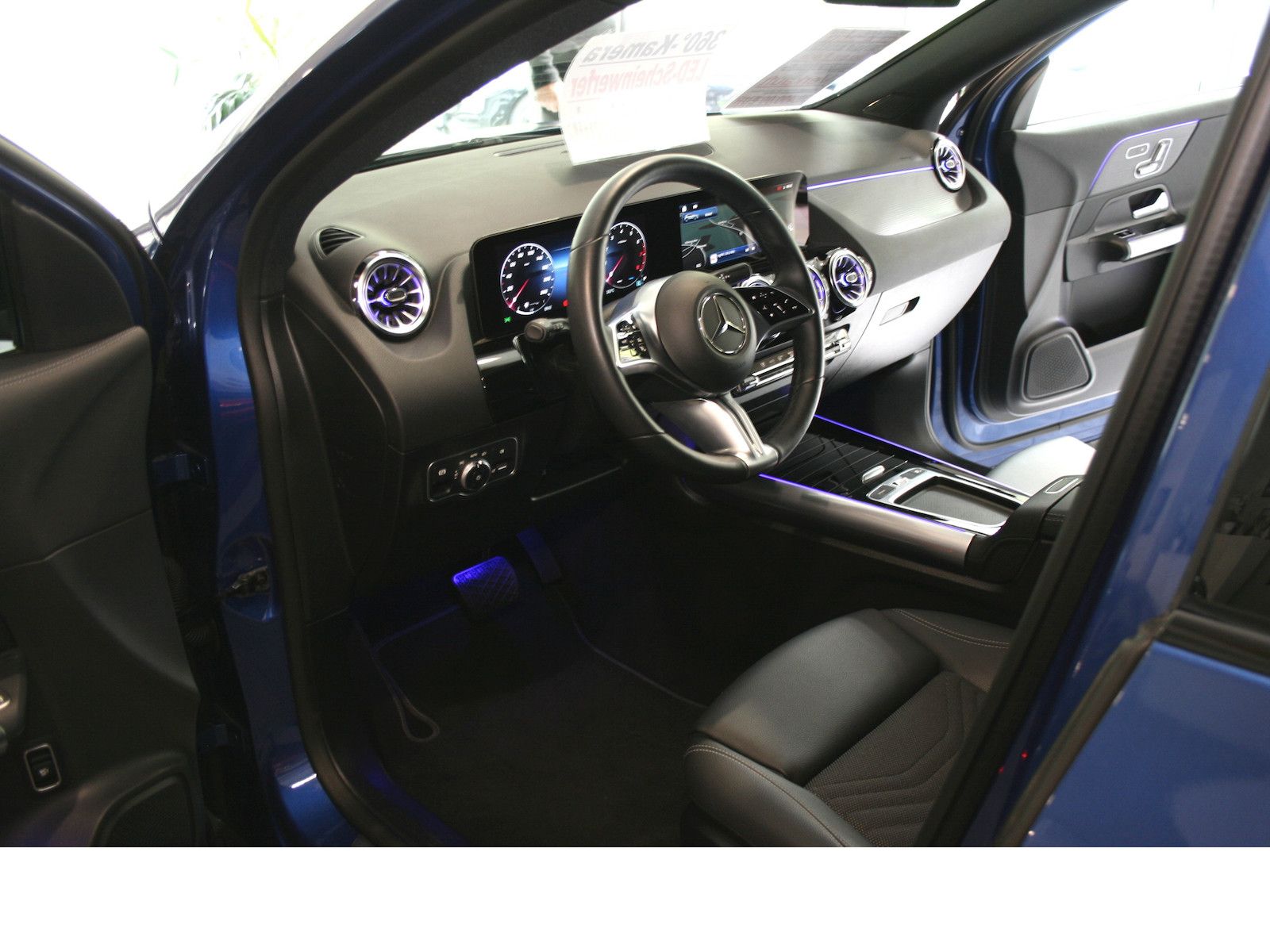 Fahrzeugabbildung Mercedes-Benz GLA 200 Progr. Night*360°*Memory*MBUX*Distronic