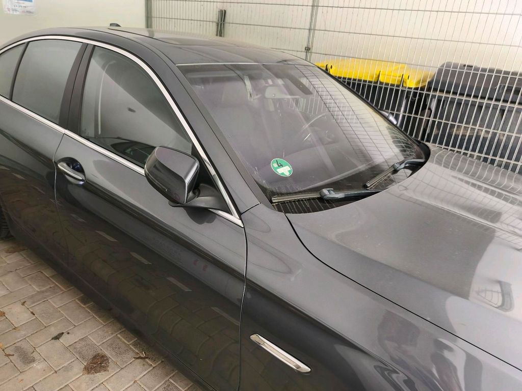 Image of BMW 528