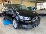Volkswagen Touran 1.6TDI Cup Scheckheft AHK Navi Shzg. TOP - Volkswagen Touran CUP mit Diesel-Antrieb