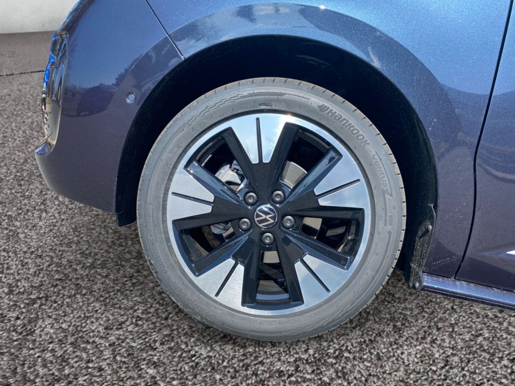 Fahrzeugabbildung Volkswagen T7 Multivan 2,0TDI LÜ Life 75 Jahre Sondermodell