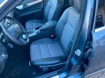 Bild 9 Mercedes-Benz C 200 C Lim. Avantgarde *PANO*SHZ*KLIMAAUTO*TÜV*