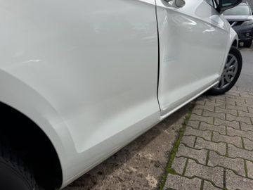 Volkswagen Golf - 5