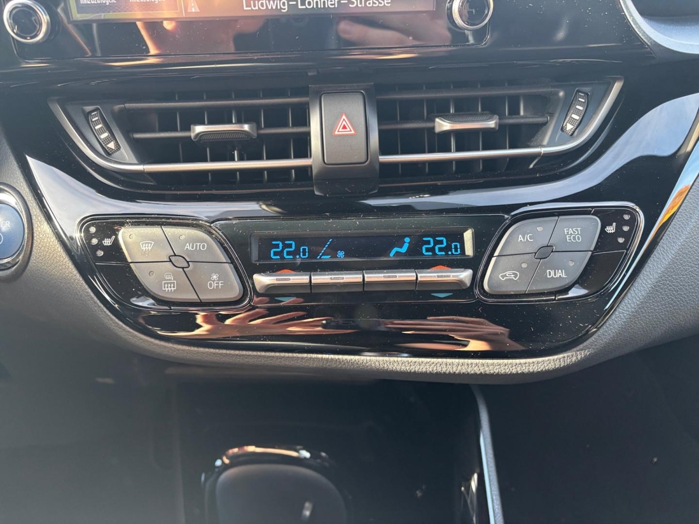 Toyota C-HR 1.8 Hybrid Team Deutschland *LED*ACC*CAM*Pa