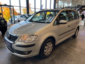 Volkswagen Touran Conceptline *KLIMA*TEMPOMAT*SZHZ*