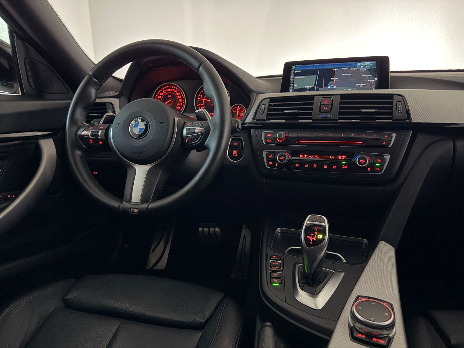 Fahrzeugabbildung BMW 335 d GT xDrive M SPORT/360*/MEMORY/PANO/HuD/ACC