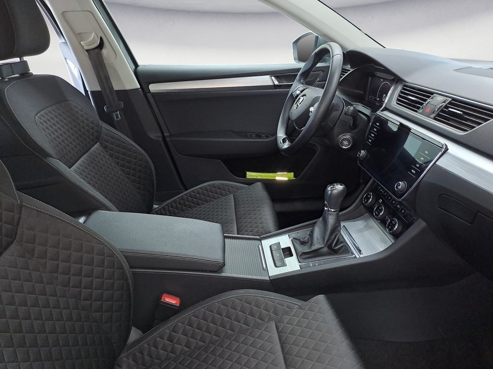 Skoda Superb - Bild 8