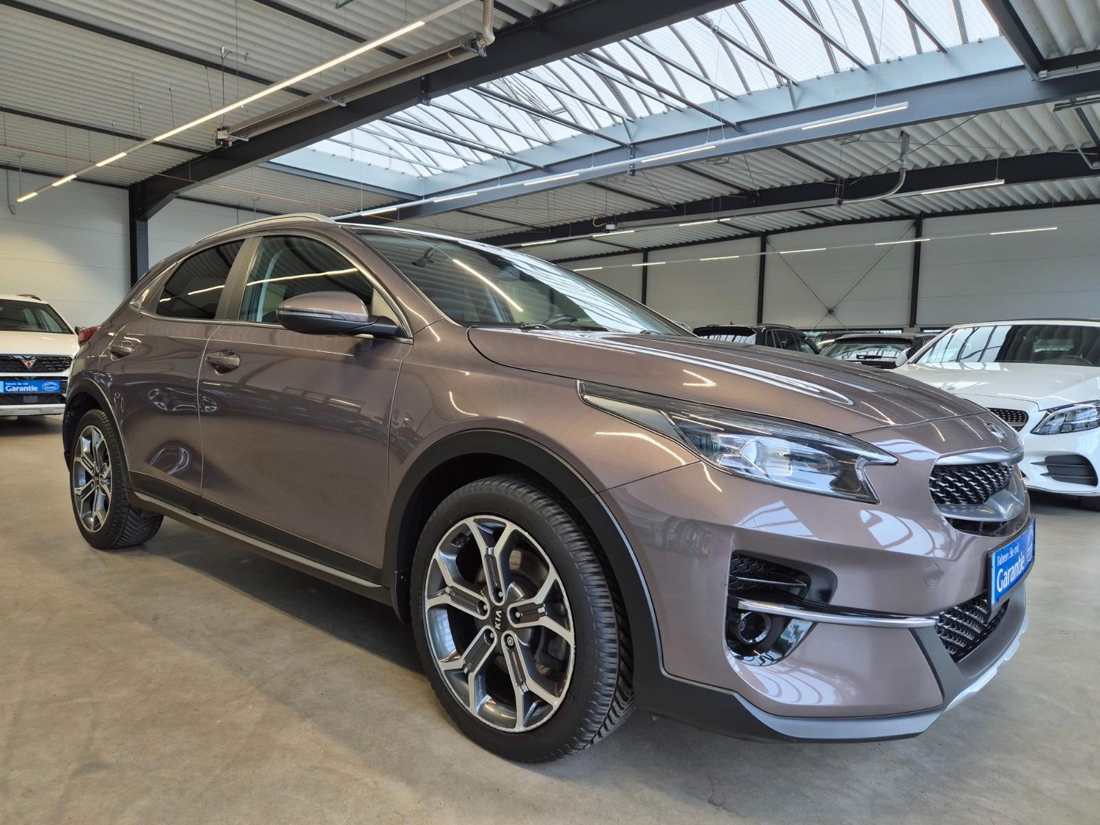 Kia XCEED AUT TEILLEDER NAVI SITZHZ CAMERA SPURPAKET