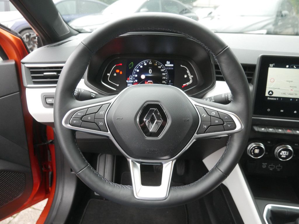 Fahrzeugabbildung Renault Clio Techno TCe 140 PDC SHZ KAMERA NAVI LED